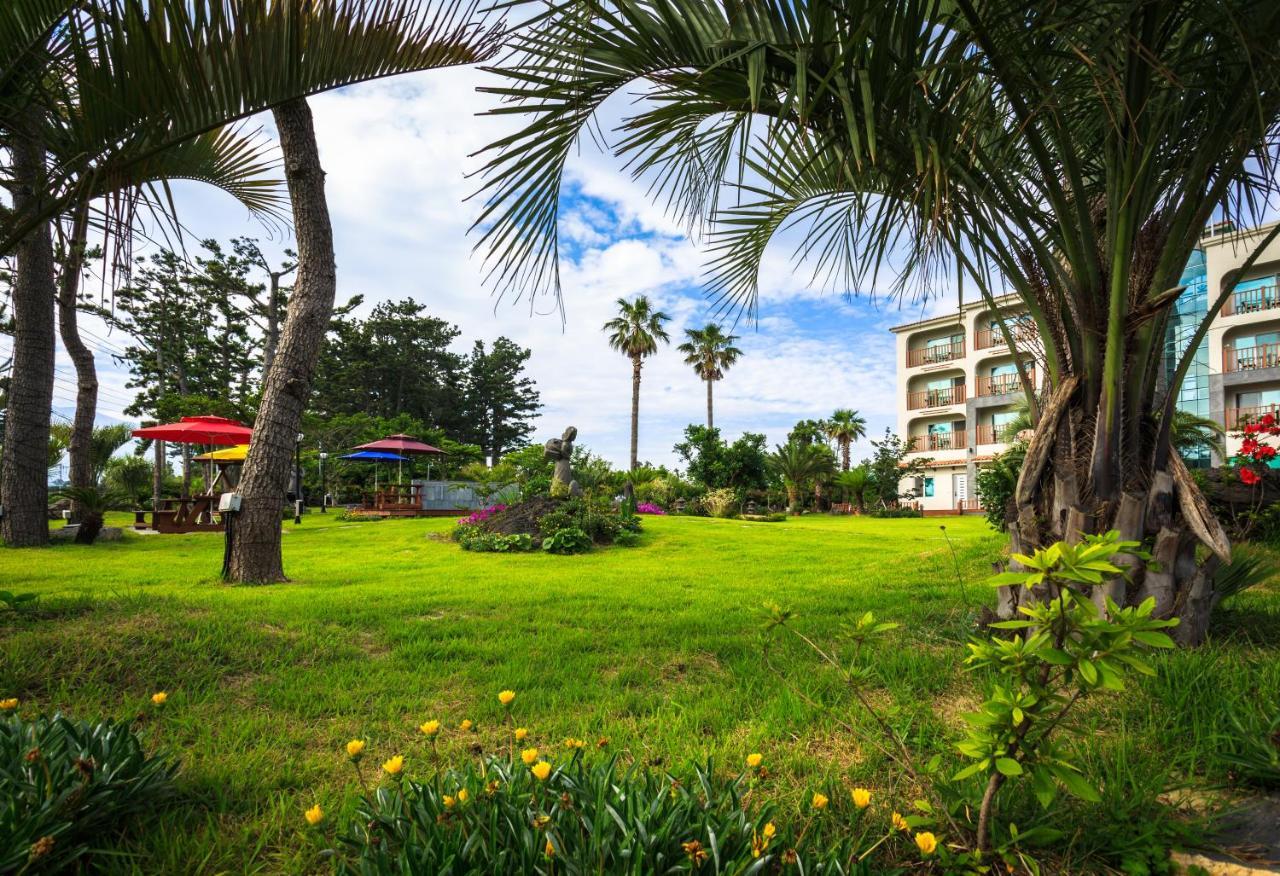 The Bay Jeju Resort Согвипхо Экстерьер фото